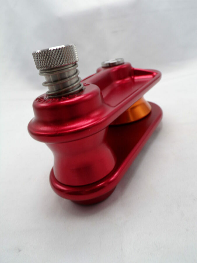 ISC Cast Rigging Pulley 5/8in Red
